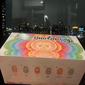 Authentic Labubu Big Into Energy Vinyl Plush Pendant Blind Box NWT
